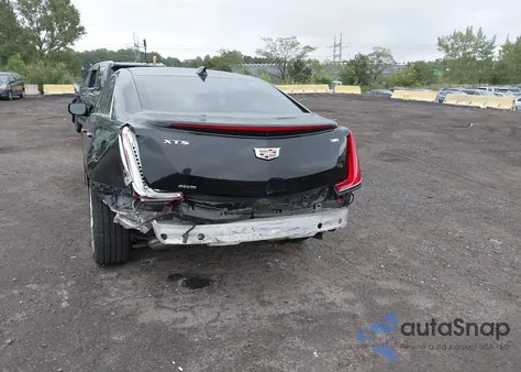 2018 Cadillac Xts Luxury from USA, damaged, VIN 2G61N5S38J9140110
